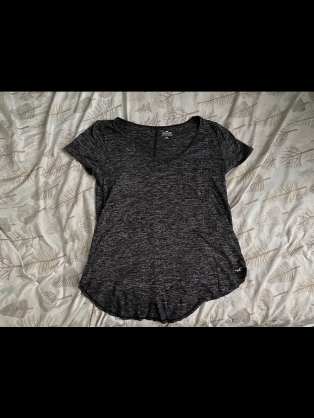 Hollister Women's Heather Charcoal Scoop Neck Tee